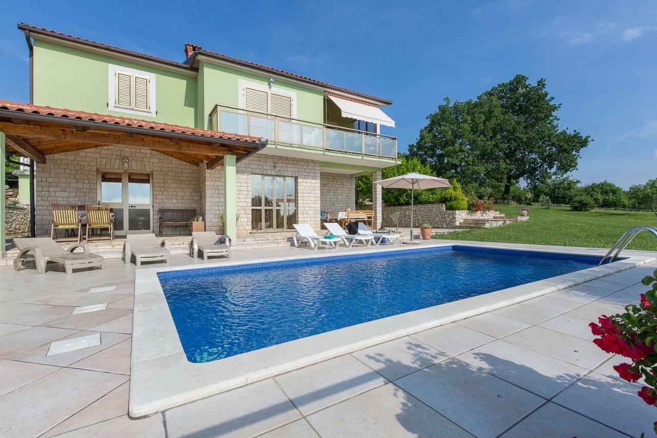 Apartments Cekada Labin  Exterior photo
